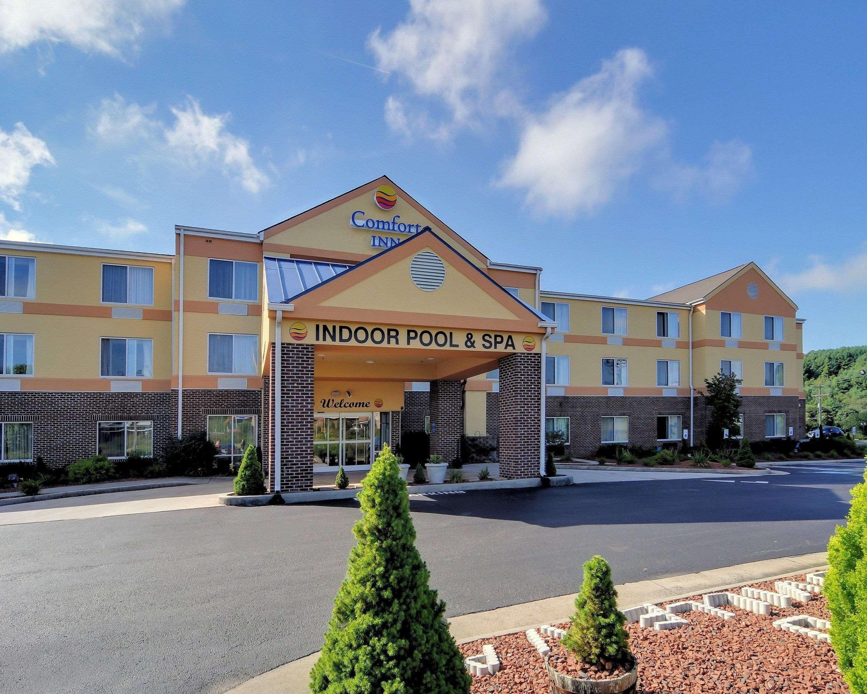 Comfort Inn & Suites Hillsville I-77 Exterior foto
